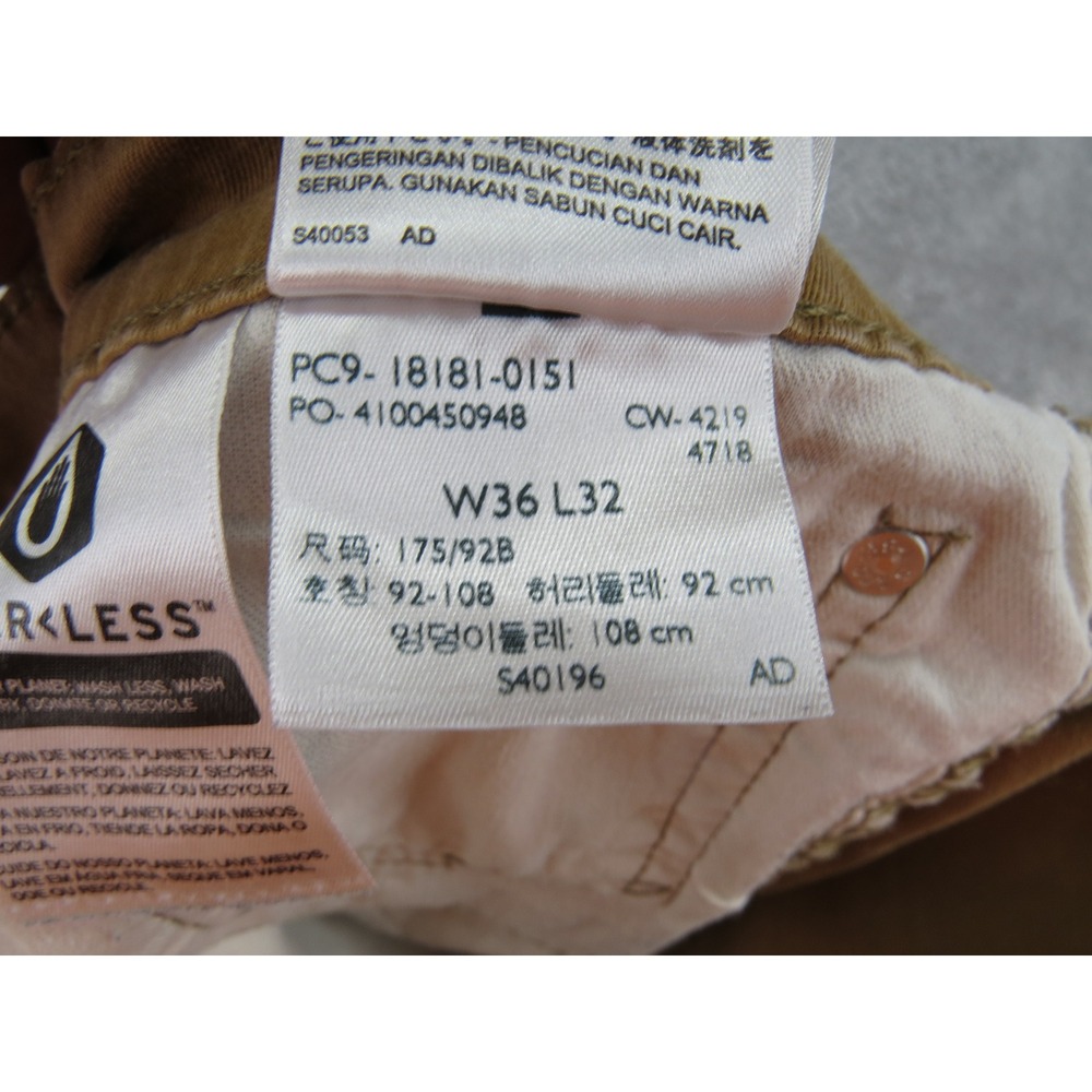 Levis 541 Athletic Taper Pants Mens 36x32 British Khaki Tan Stretch Twill Chino - Picture 2 of 9